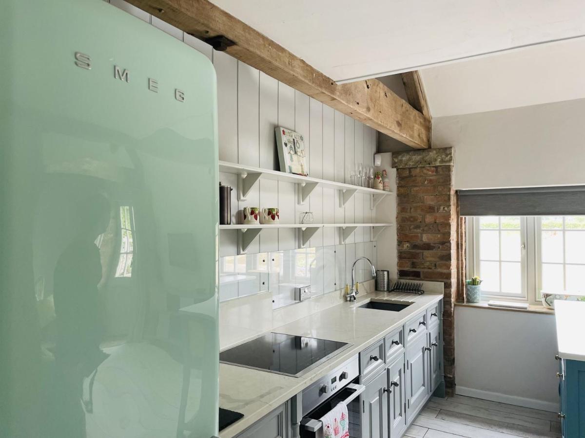 The Hayloft - Cheshire Vila Crewe Exterior foto