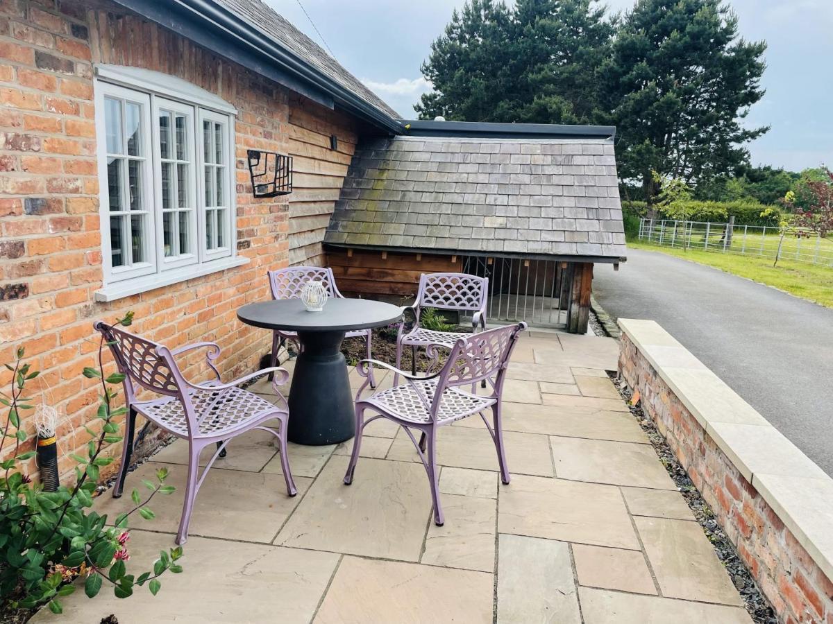 The Hayloft - Cheshire Vila Crewe Exterior foto